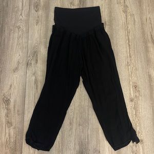 A Glow women’s large maternity black pants